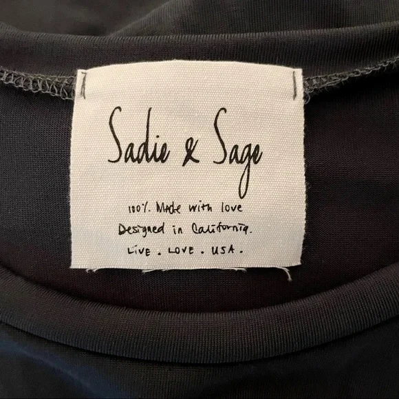 Sadie & Sage Tie Front Black Crop Top Size M - Picture 3 of 4